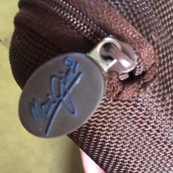 😎 Maui Jim’s Sunglass Case - Picture 6 of 6